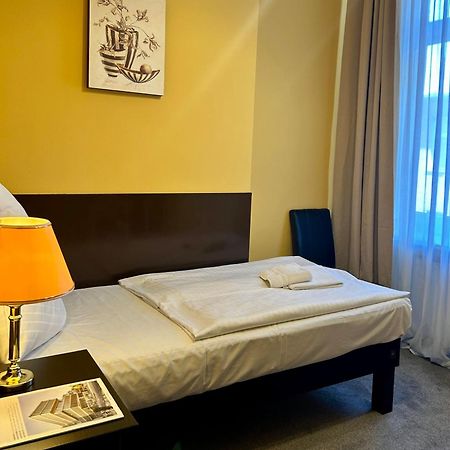 Hotel Adam Берлин Экстерьер фото