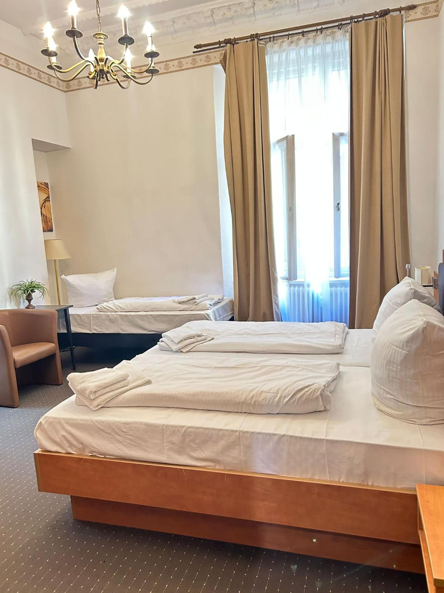 Hotel Adam Берлин Экстерьер фото