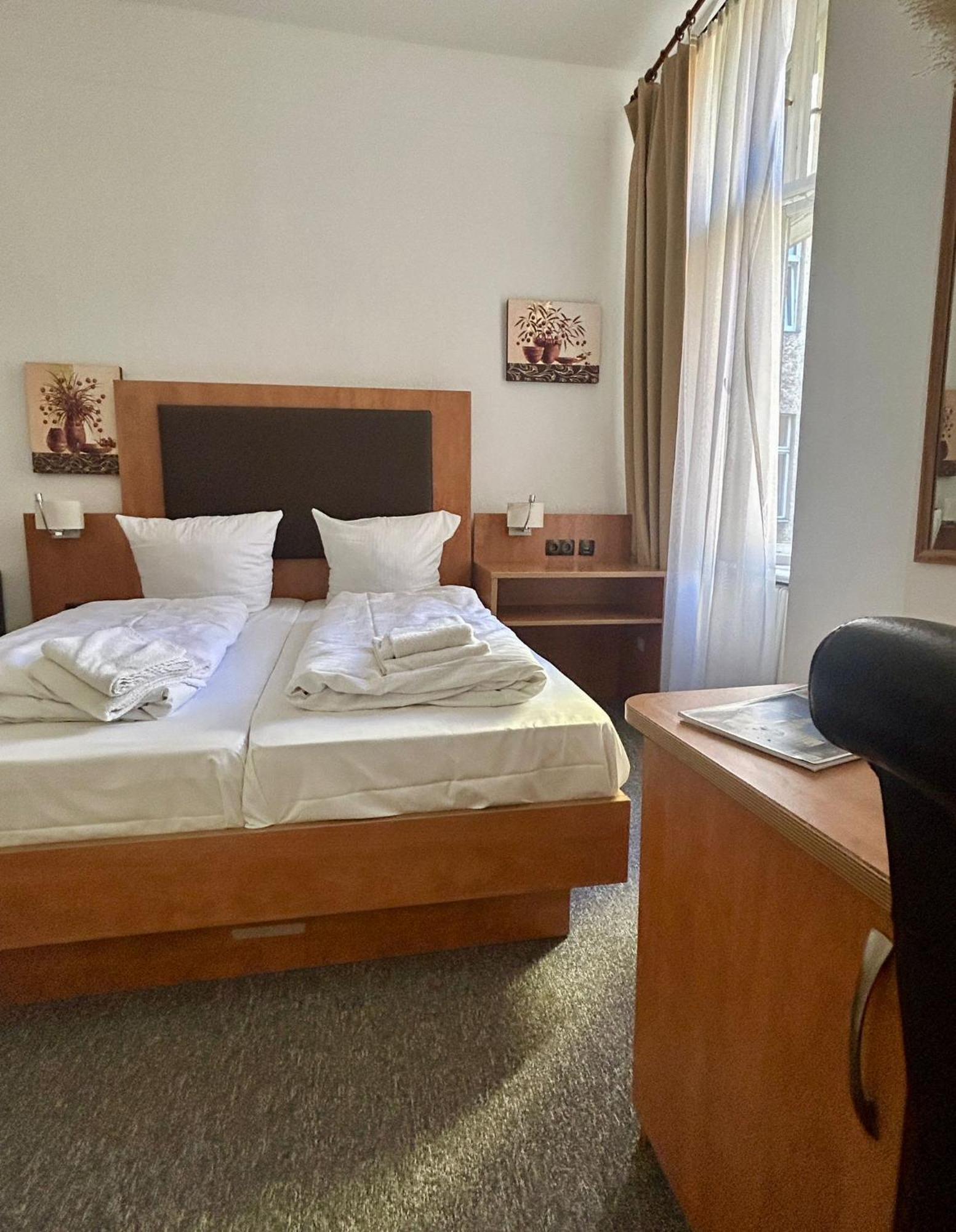 Hotel Adam Берлин Экстерьер фото